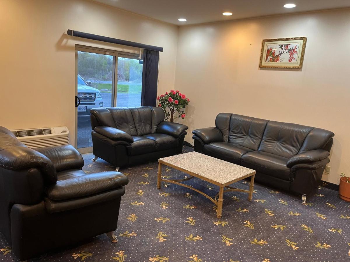 Fairview Inn Simcoe Esterno foto